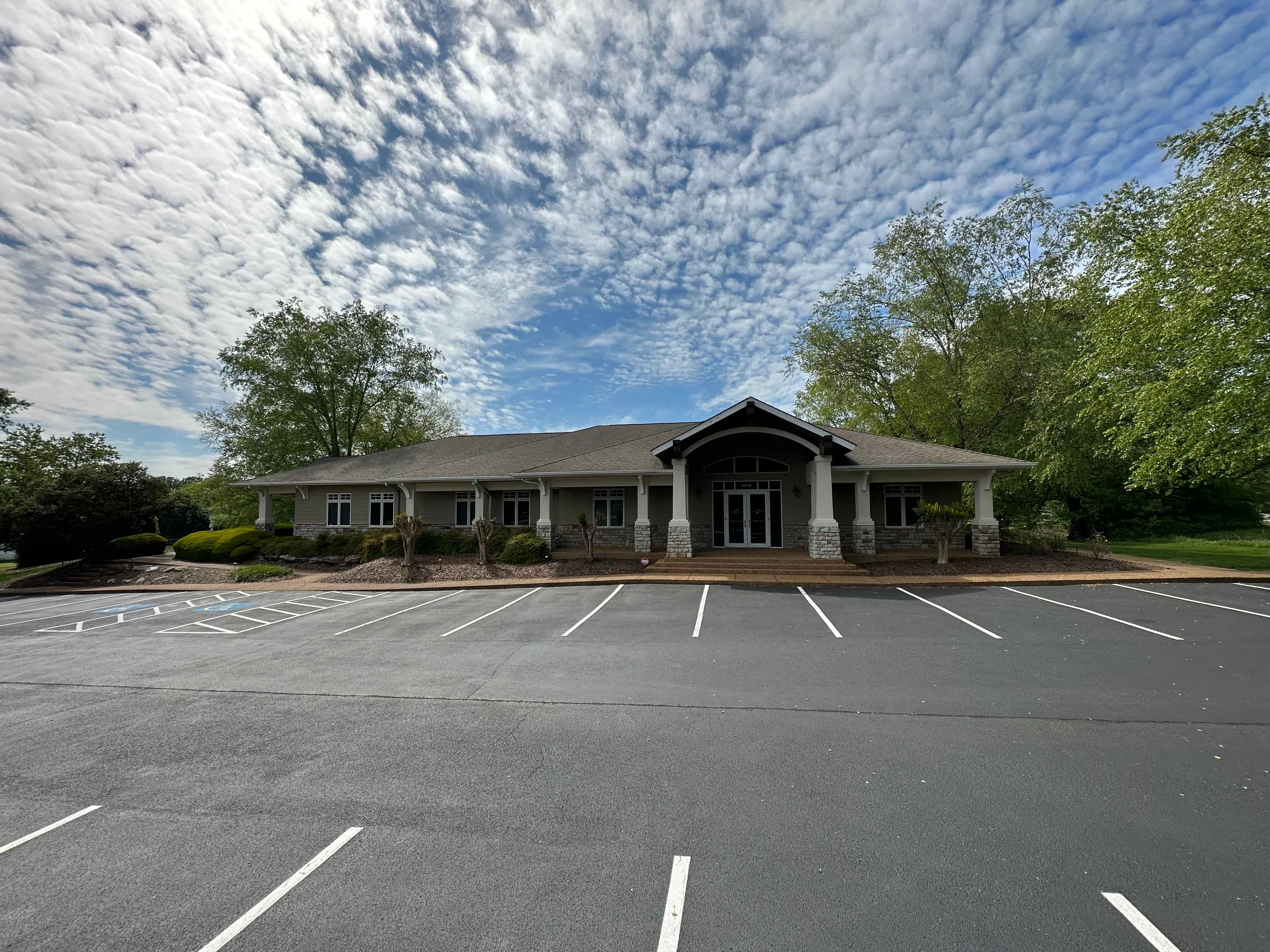 Front entrance of Harrison Family Dentistry office in Chattanooga, TN